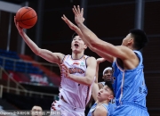 开云体育官网-关于上海三连胜，迈向季后赛关键一战的信息