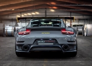 开云APP-赛道双面神，罗德里戈在F1街道赛之夜的攻防统治