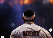 开云体育中国-新疆队强势拿下火箭，哈登成关键先生，一场跨越篮球文化的胜利对话