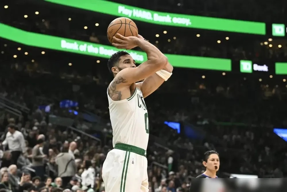 凯尔特人力克希腊男篮,波特惊艳世界 凯尔特人力克希腊男篮,波特惊艳世界