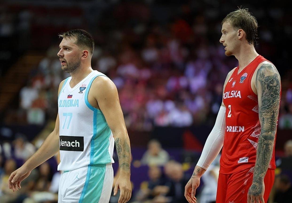 关于波兰男篮力克76人，波尔津吉斯统治全场的信息