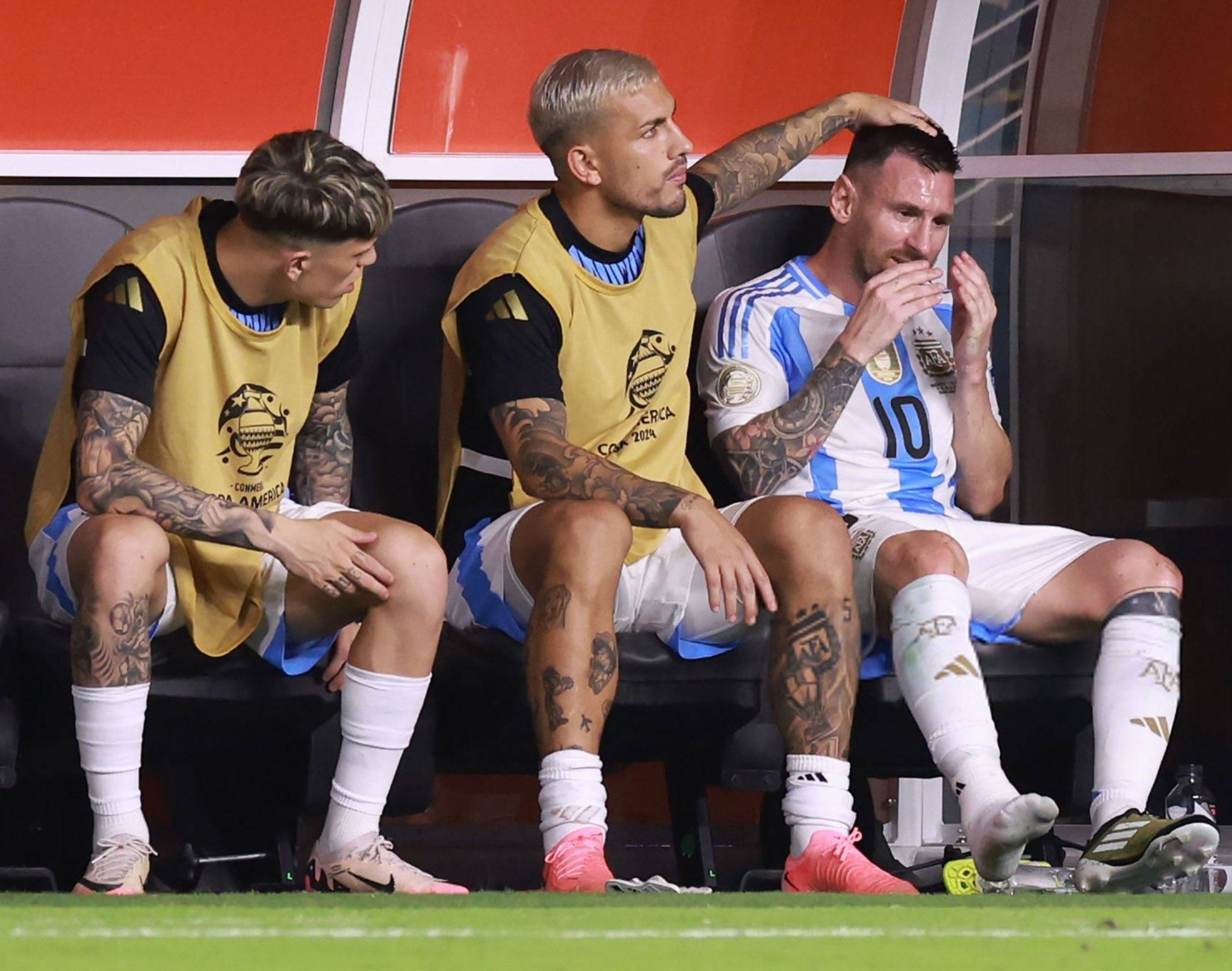 关于墨西哥绝杀哥伦比亚，梅西高光表现的信息