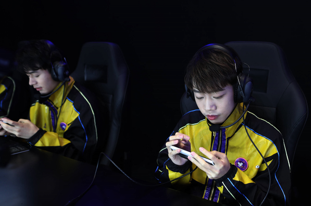 逆袭之路，新晋冠军光芒万丈！的简单介绍