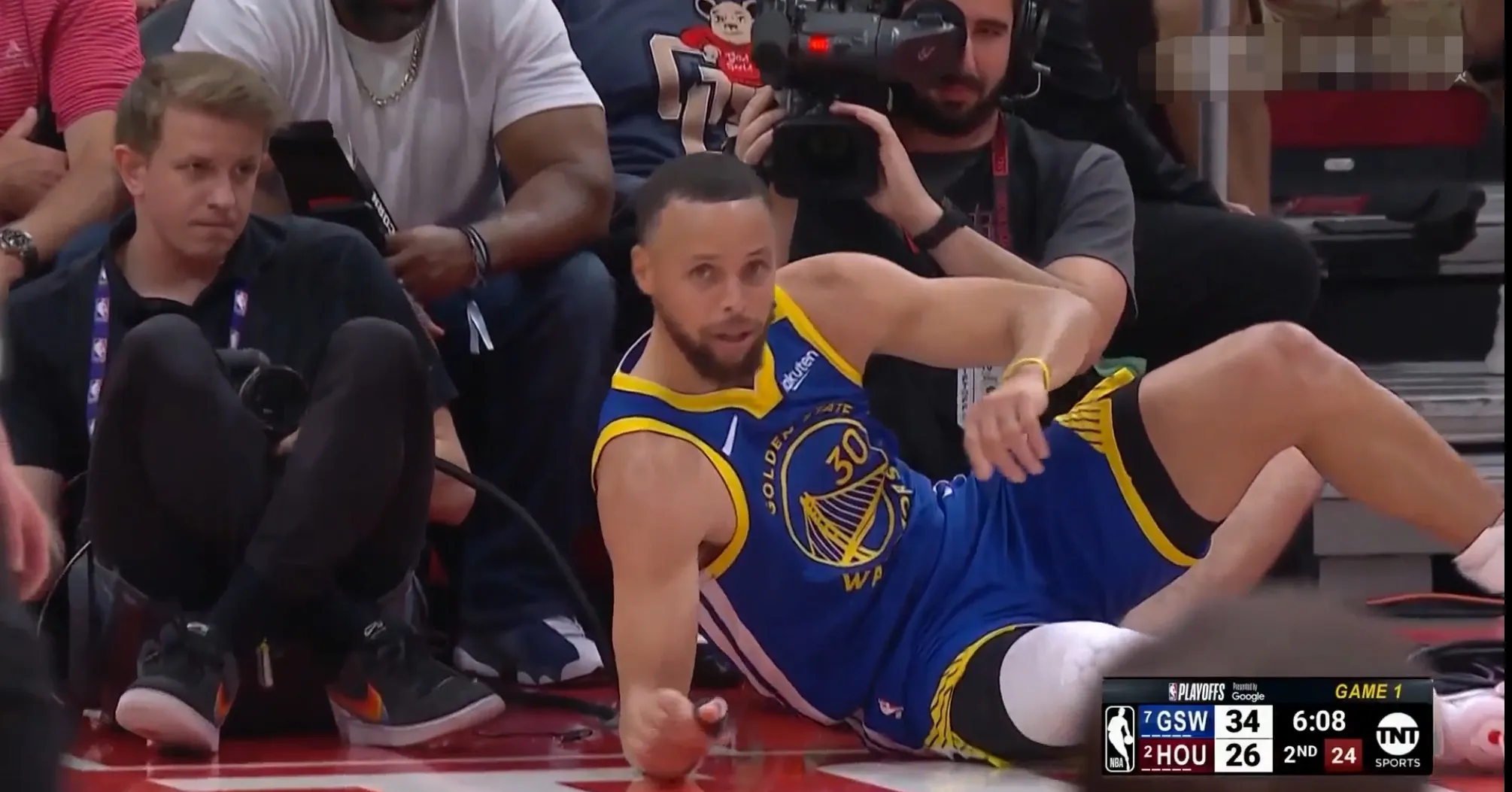 勇士负猛龙五连胜告一段落，库里独力难支失望离场