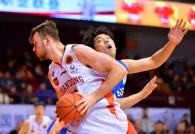 莱比锡横扫对手，高歌猛进赢得瞩目的简单介绍