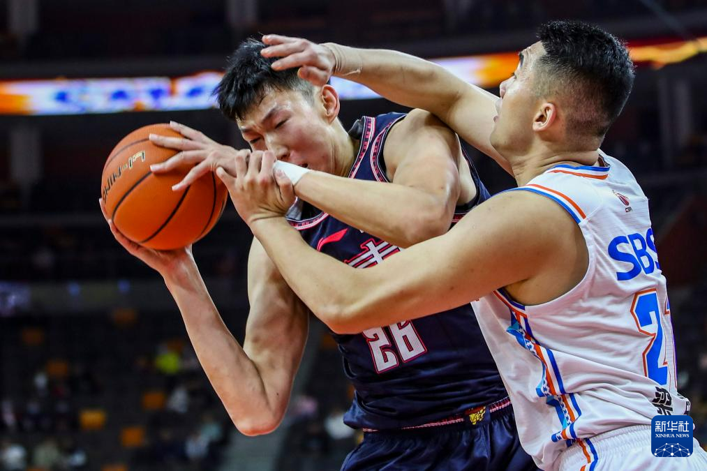 中国篮球超级联赛：华南虎队再胜北方猛兽的简单介绍