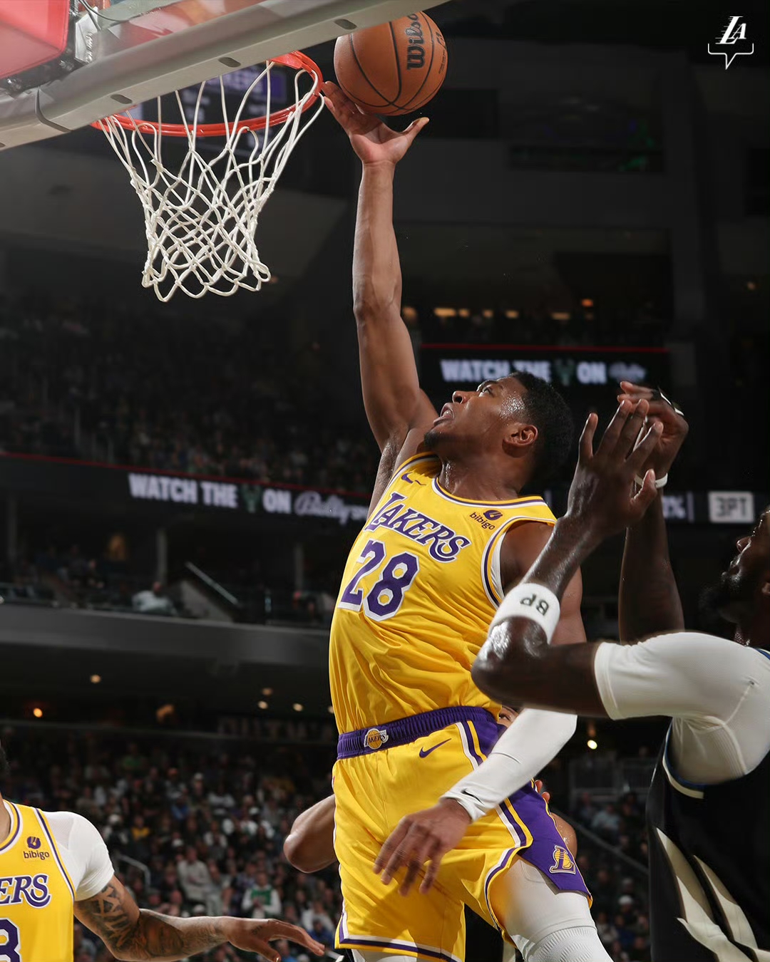 包含湖人大将突破历史纪录，再次登上巅峰的词条