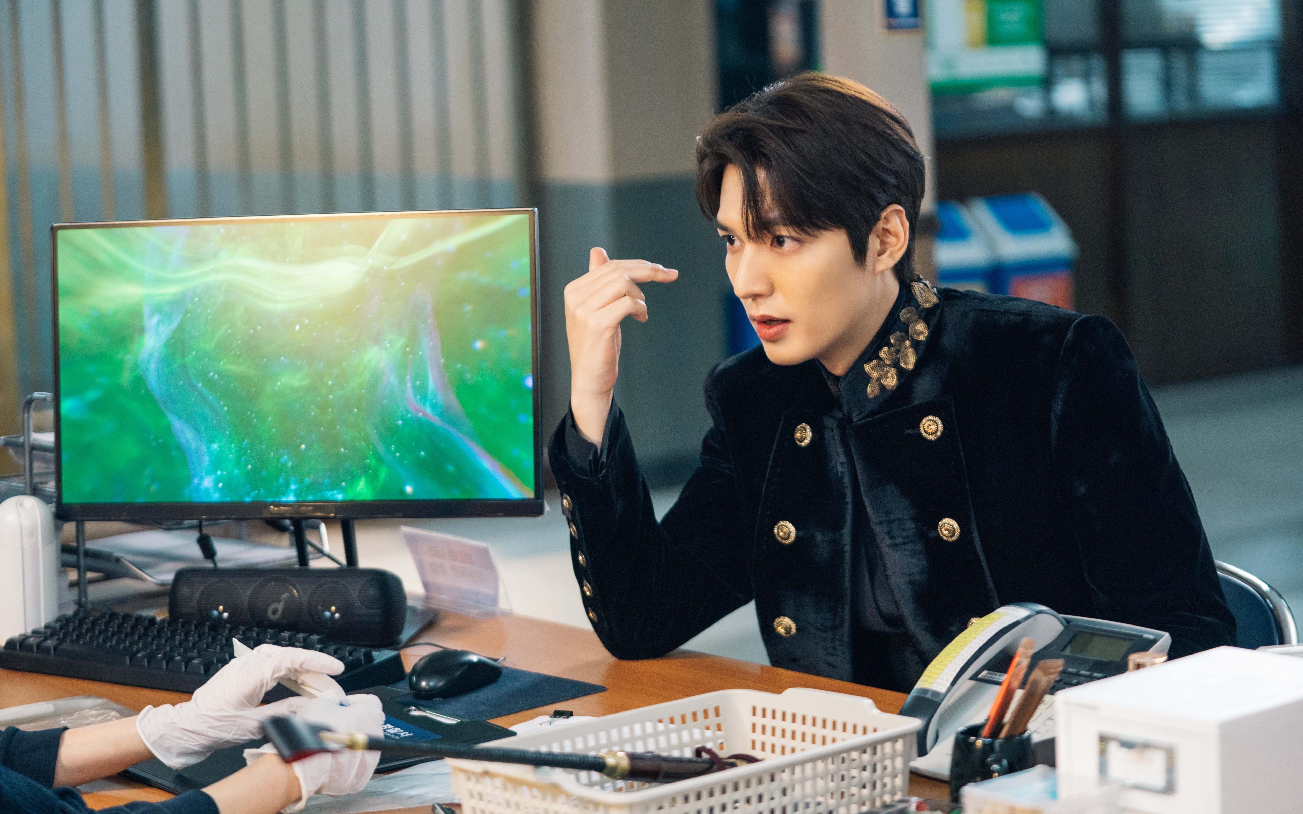 孤星闪耀麦迪逊，莫兰特接管焦点之战，独行侠淘汰赛力克尼克斯