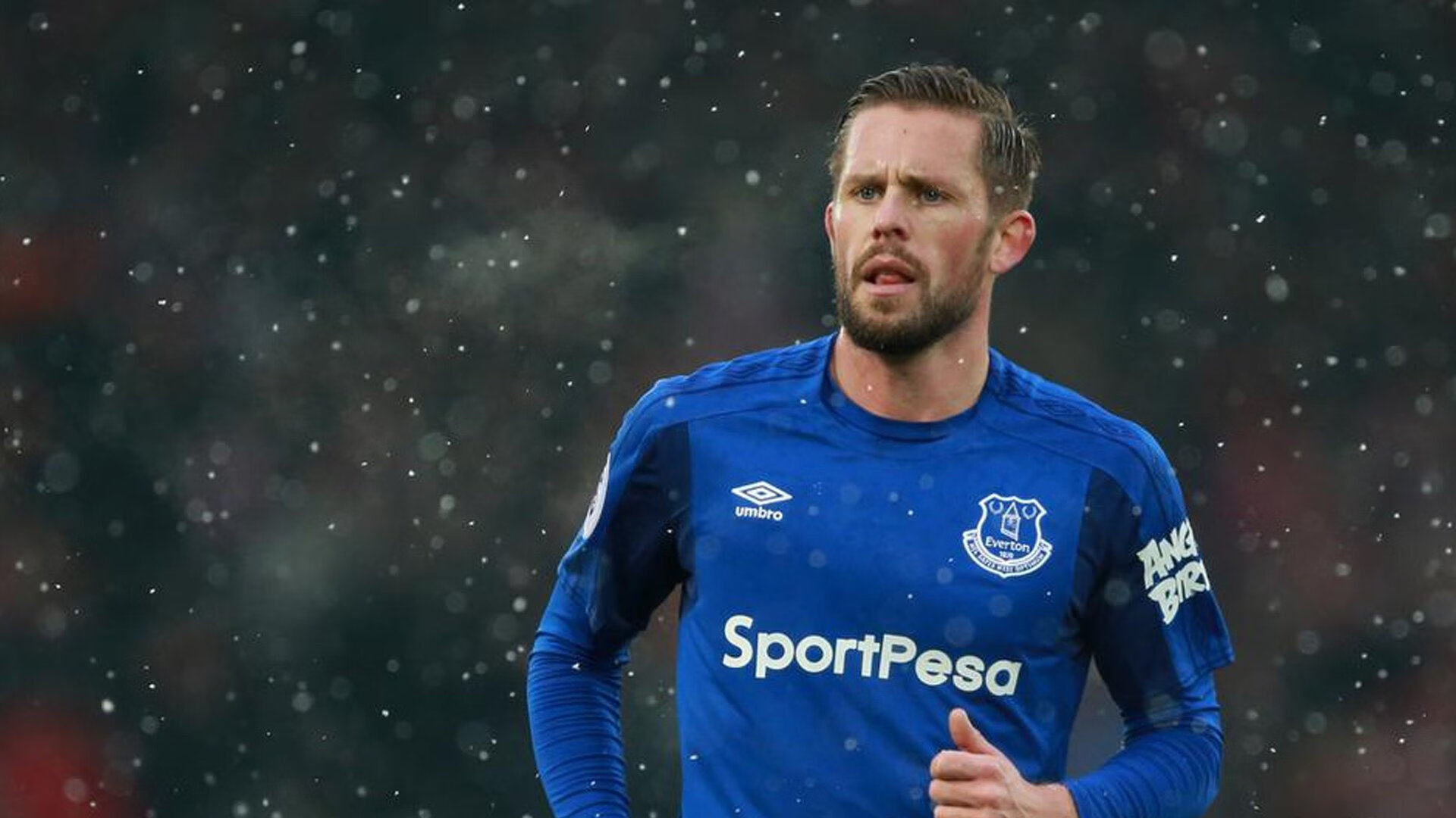 西亚卡姆主宰比赛走向,活塞淘汰赛过关骑士